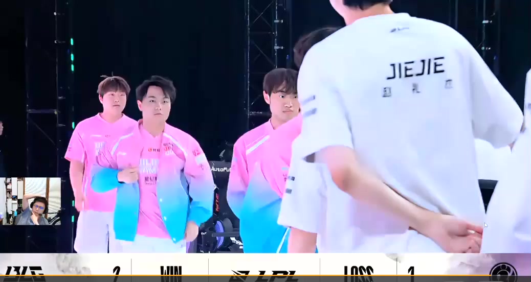 Miller：IG赢了EDG 然后与BLG一起踢球 这个bo5觉得IG很难玩